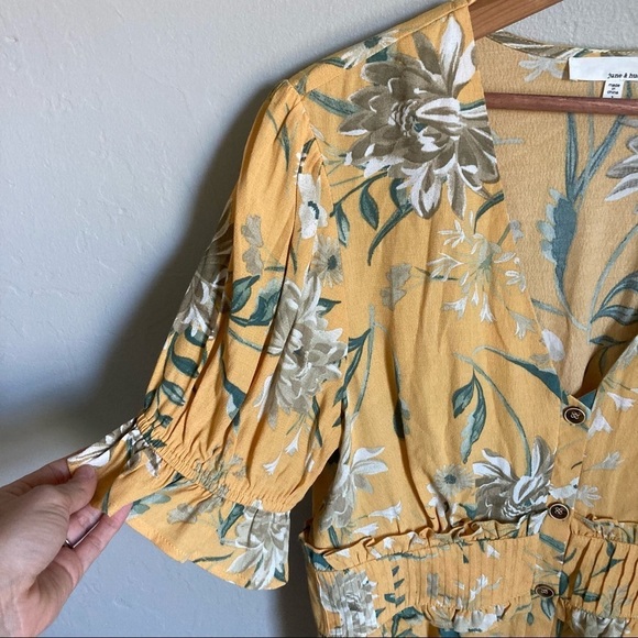 June & Hudson Yellow Floral Top Size 1 - Picture 3 of 6